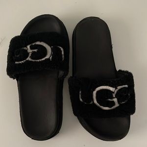 UGG